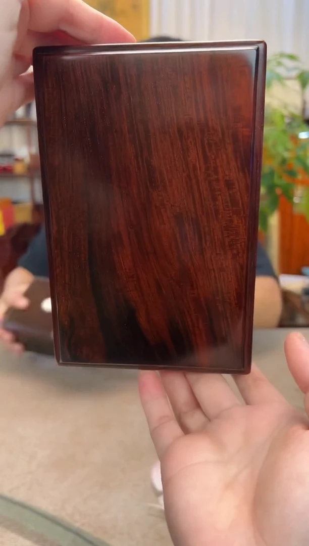 红酸枝木类成套家具大红酸枝 全独板天地盖收纳盒18*12*8