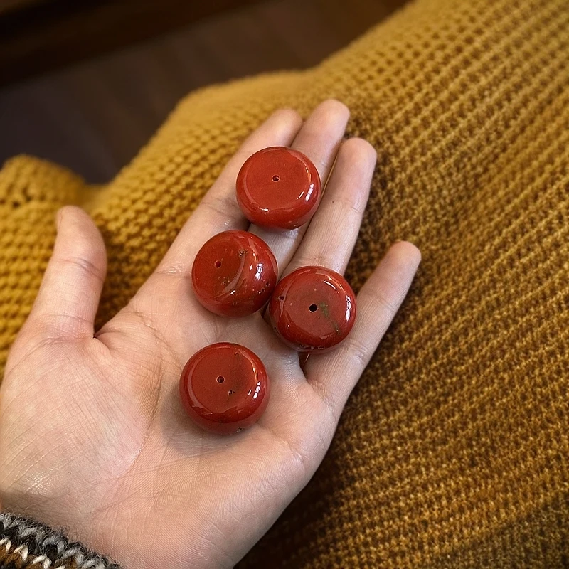 非金属亚克力项链 新款小款四个62克，拍一发四