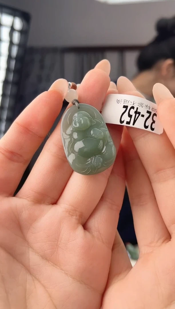 颈饰未镶嵌和田玉佛牌 452