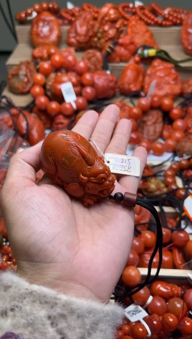 【闪购商品】南红玛瑙珠宝奇石未镶嵌815