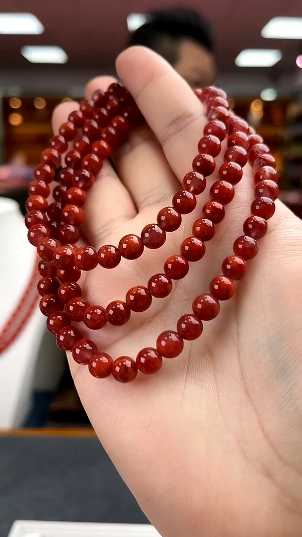 未镶嵌卡6南红火焰长链-多样性发一件南红玛瑙一件2
