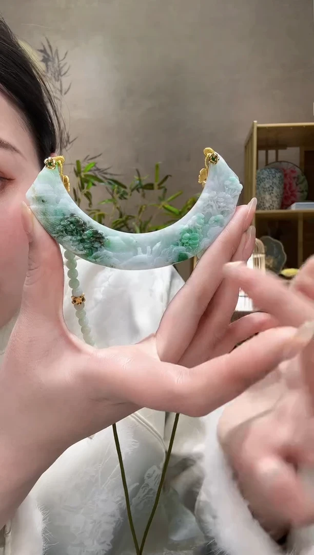 【闪购商品】翡翠颈饰未镶嵌吊坠