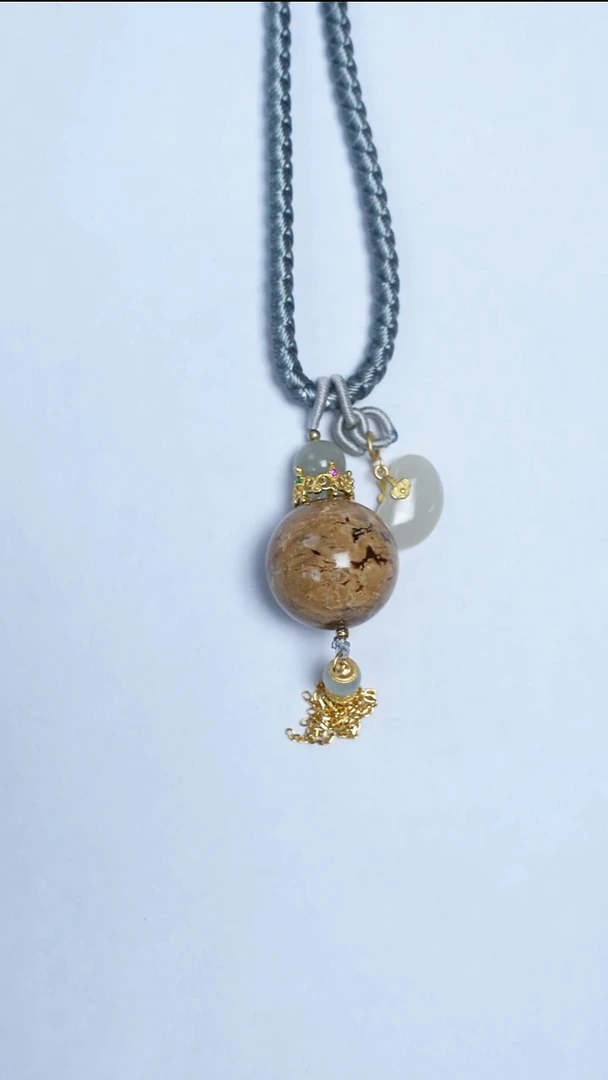 琥珀颈饰未镶嵌根珀圆珠吊坠20mm