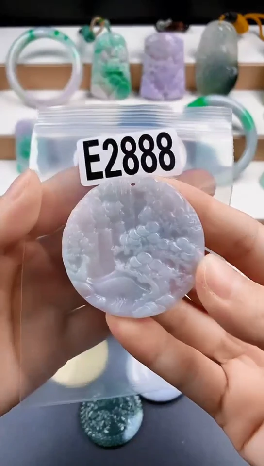 颈饰未镶嵌翡翠天然翡翠吊坠挂件