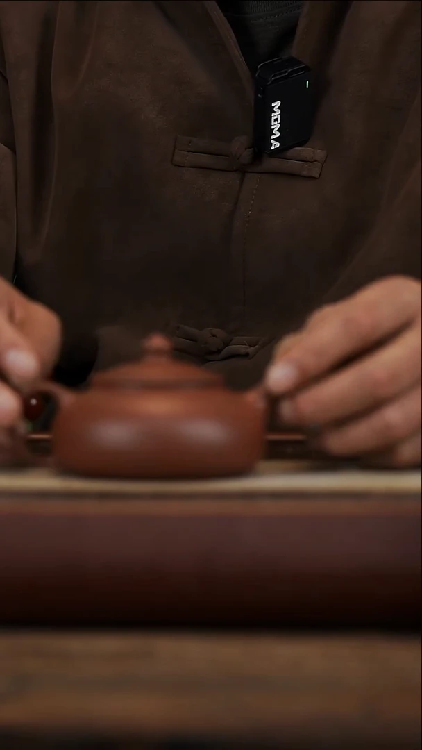 茶壶紫砂底槽青寒江微瑕