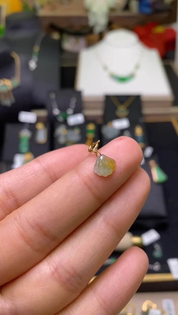 【闪购商品】翡翠颈饰18K金镶嵌净货18022