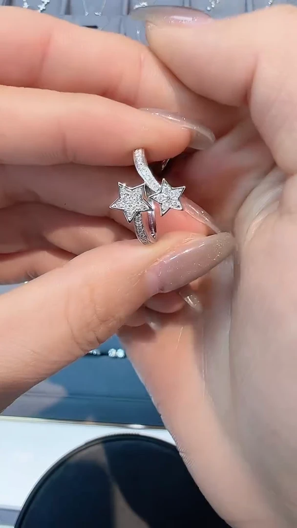 【闪购商品】钻石戒指/指环18K金镶嵌戒指