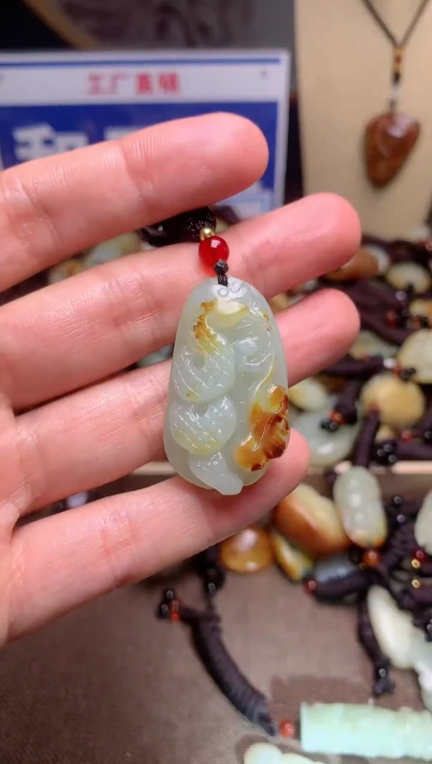 【闪购商品】和田玉颈饰未镶嵌1