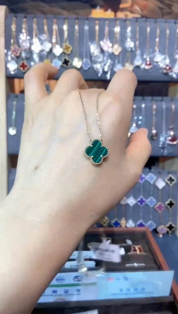 18K金镶嵌孔雀石套链孔雀石K黄