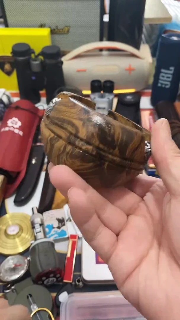瓷片闪购商品 如图所示