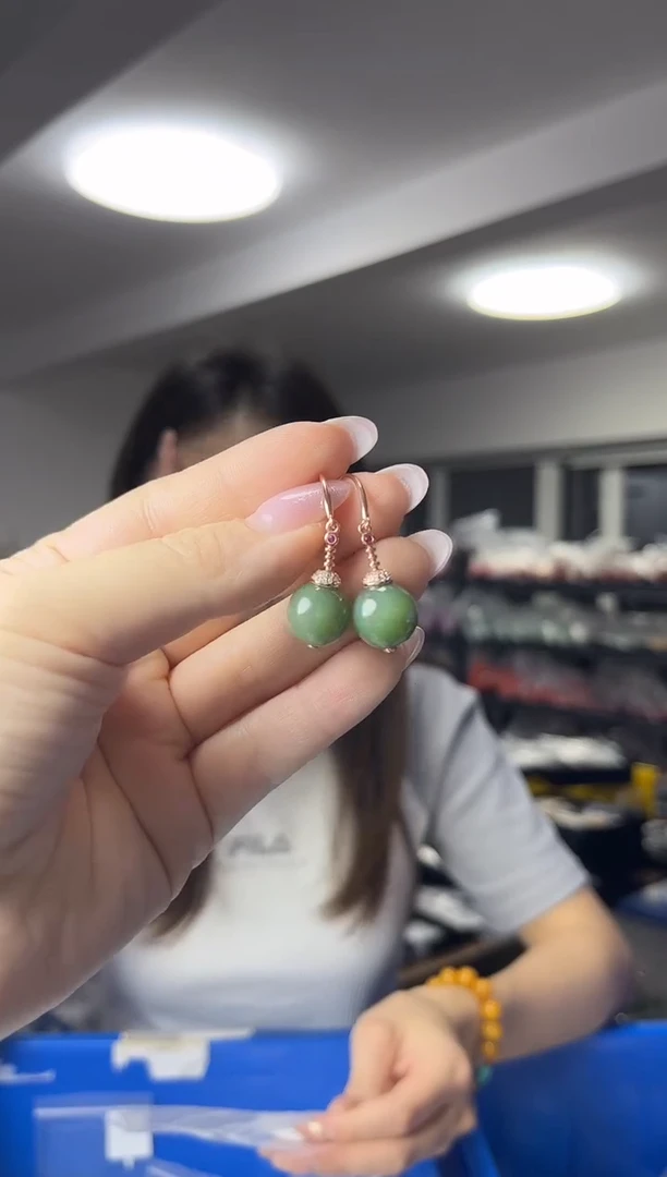 银S925镶嵌和田玉耳饰（多样性发一件）