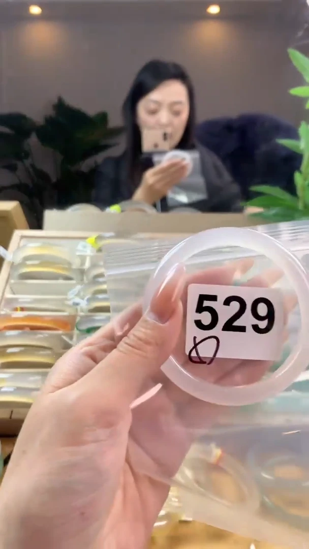 【闪购商品】玛瑙/玉髓手镯未镶嵌529