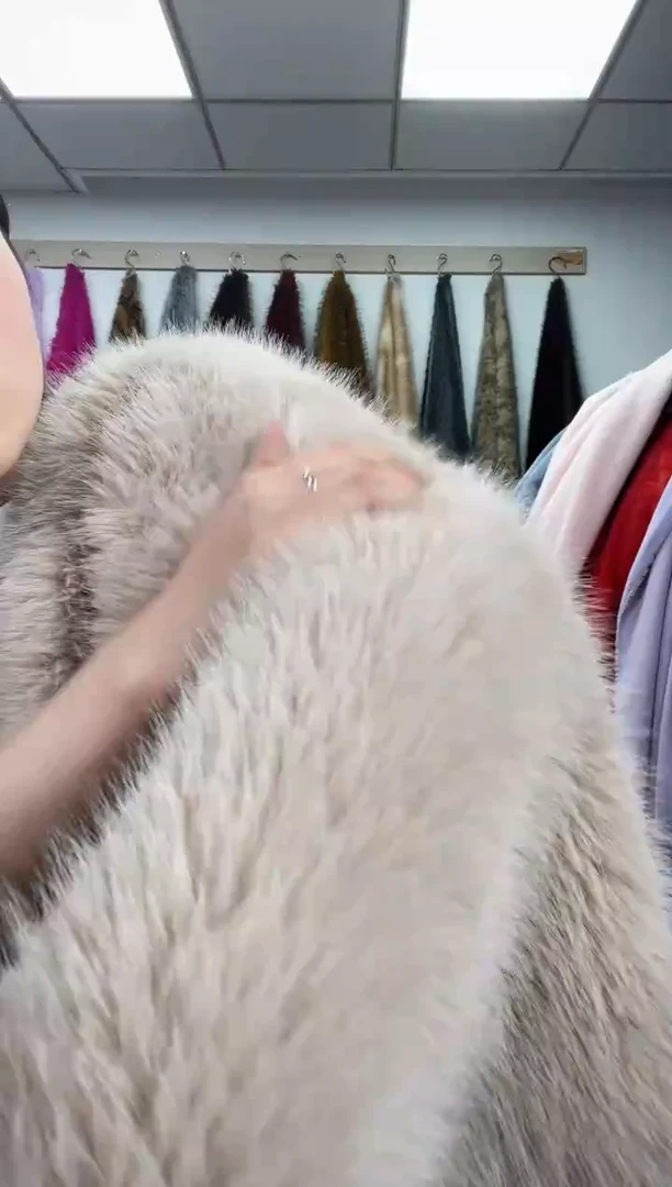 狐狸毛A143尺寸1.9*1