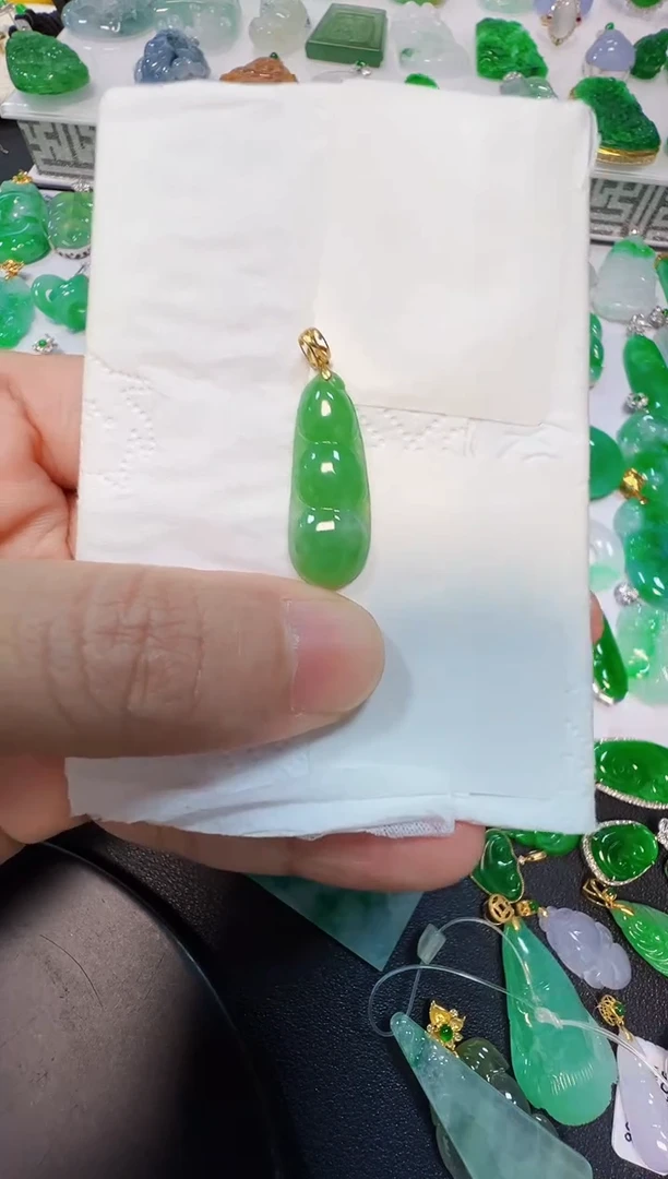 翡翠18K金镶嵌吊坠(不含链)268