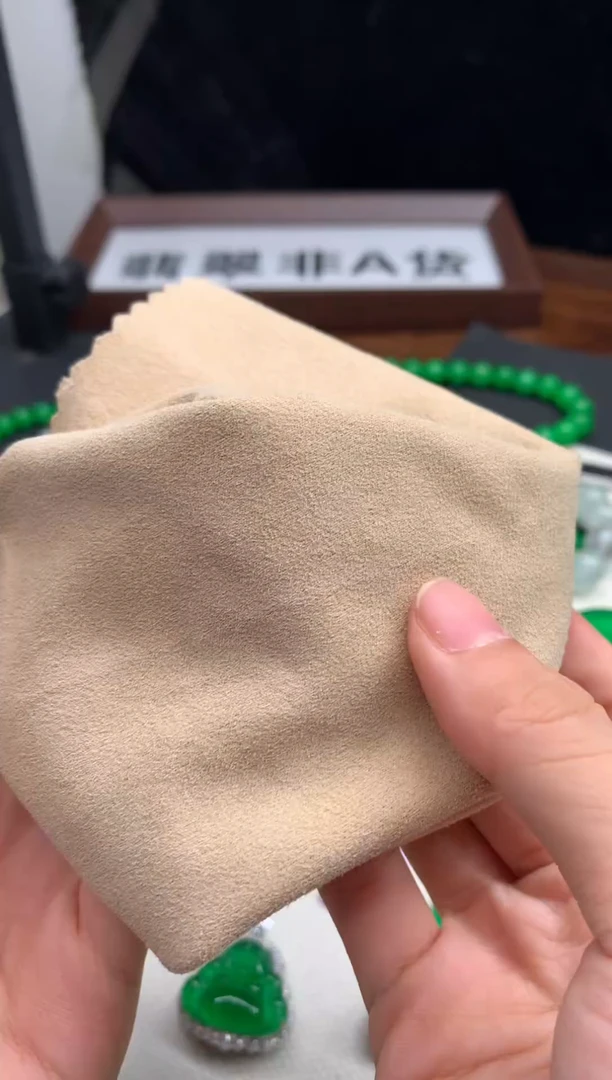 颈饰未镶嵌翡翠金*#无滤镜七天无理由