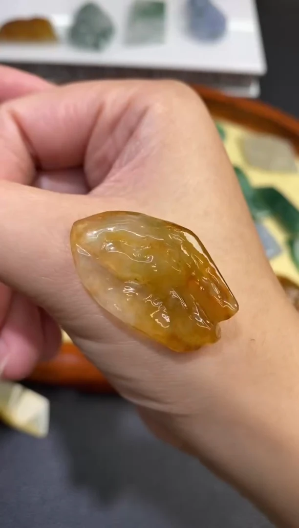定制翡翠未镶嵌翡翠毛货~