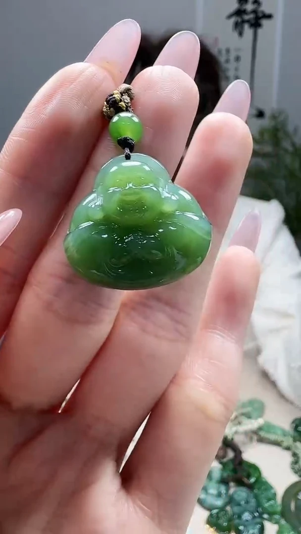 未镶嵌和田玉挂件1