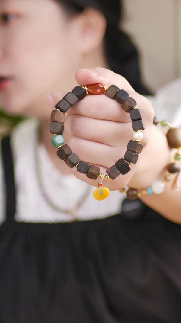 未镶嵌蜜蜡手串（达拉干奇楠+蜜蜡）