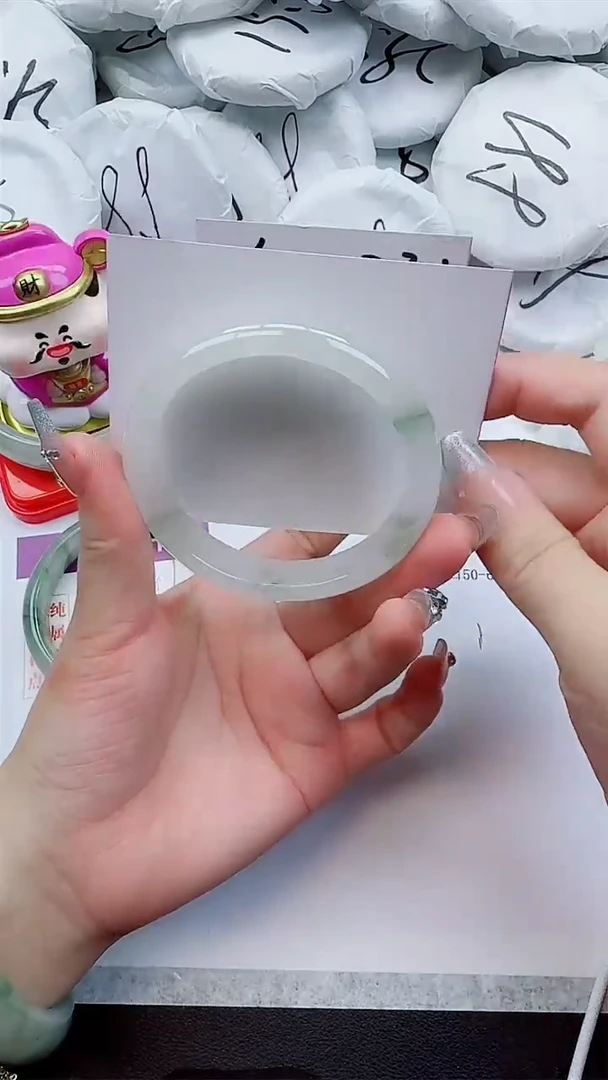 石英质玉手镯未镶嵌182-58.8