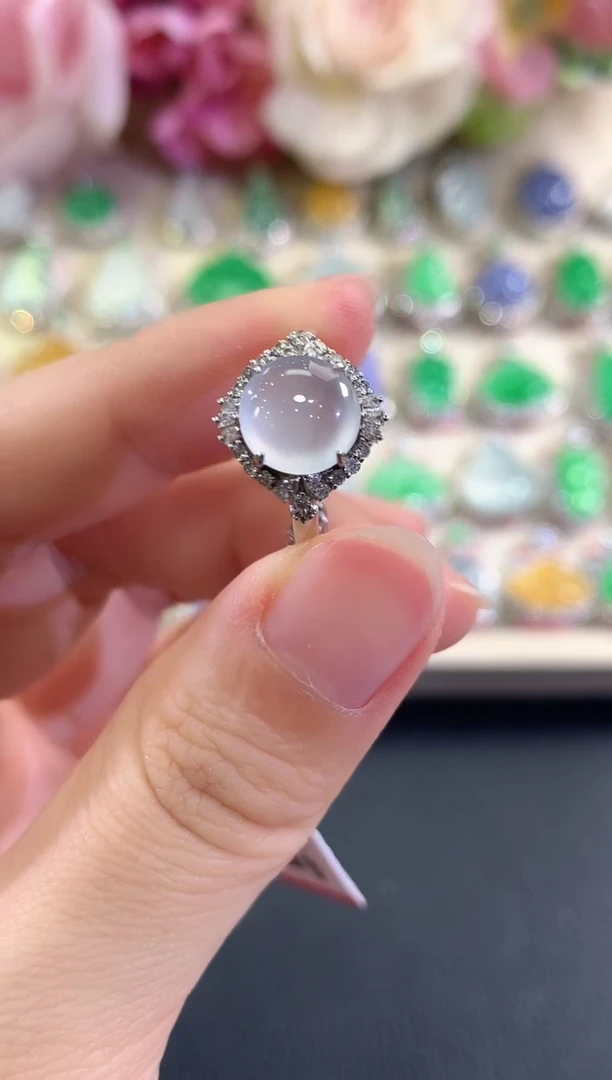 18K金镶嵌戒指翡翠b26