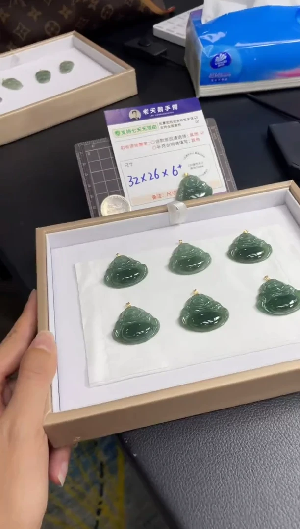 颈饰18K金镶嵌翡翠佛公配绳12/多样性发其一CP