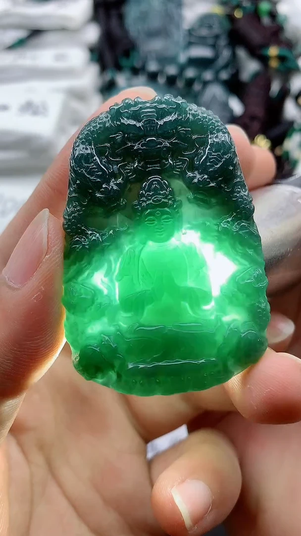 翡翠未镶嵌颈饰888