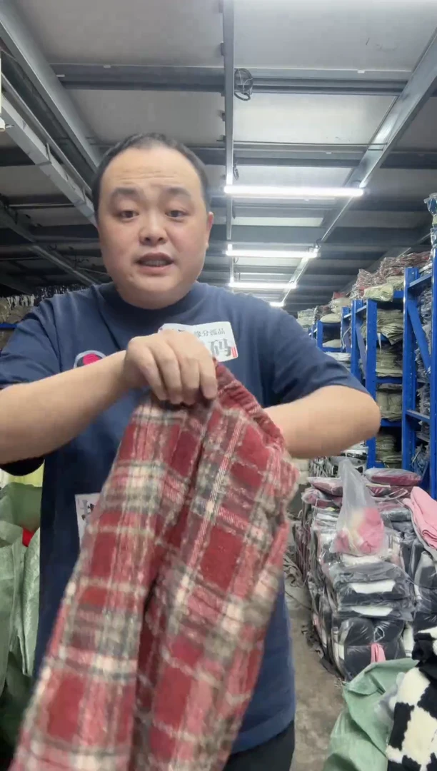 C****.女童背心裙100