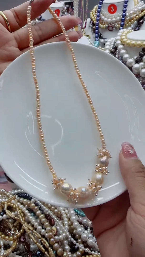 淡水珍珠未镶嵌颈饰1