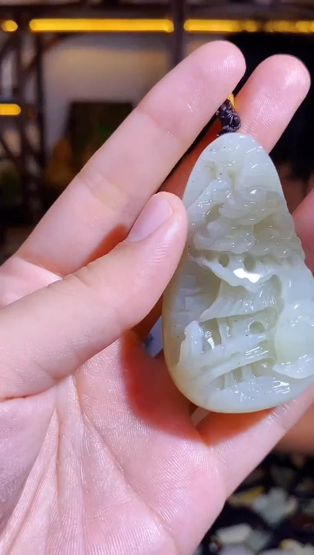 颈饰未镶嵌和田玉1