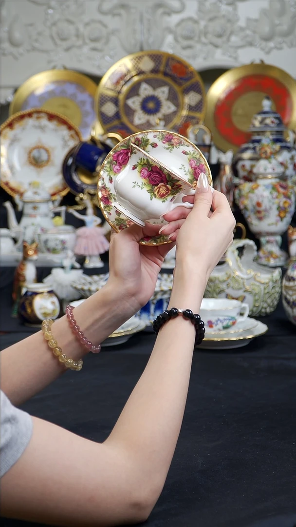 骨瓷婷婷中古器物如图所示48