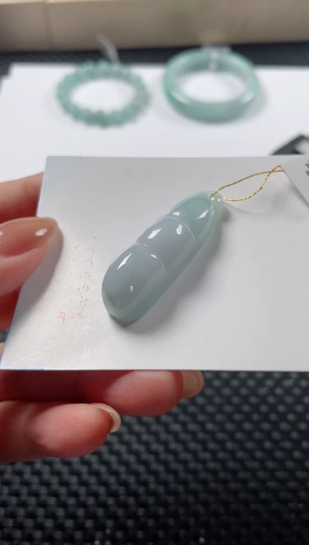 颈饰未镶嵌翡翠基地发货H 4629
