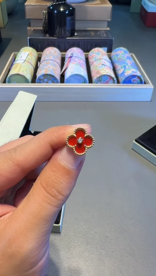 名品折扣名品折扣名品折扣