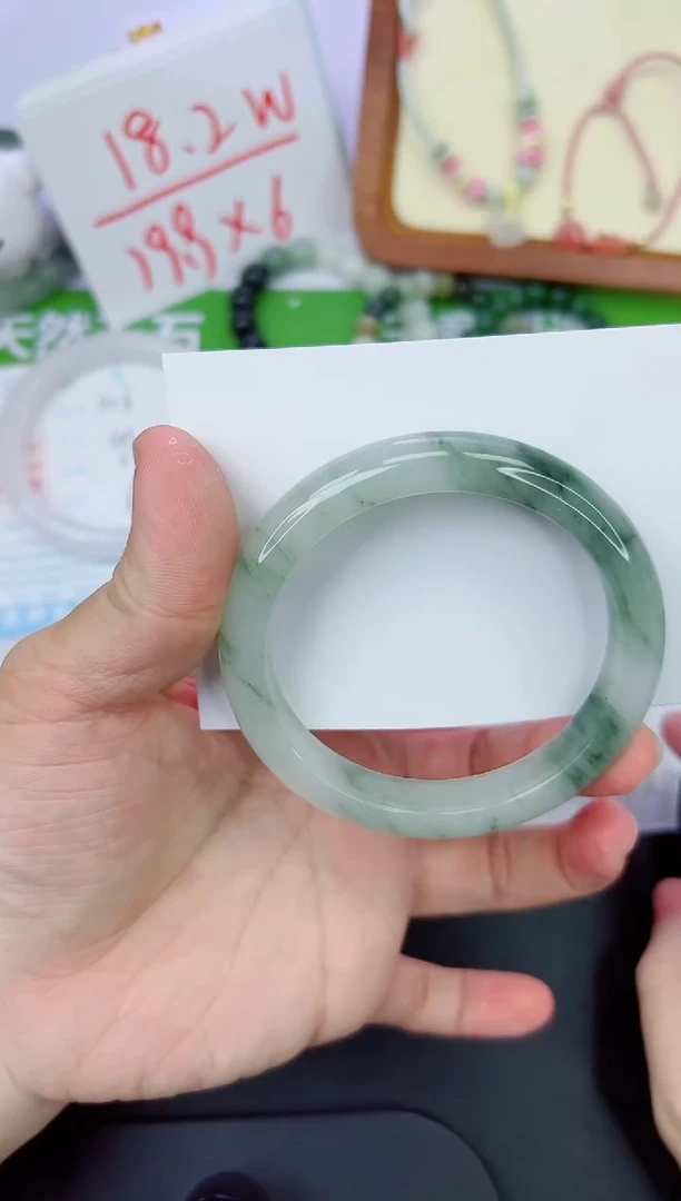 【闪购商品】石英质玉手镯未镶嵌437-59.9