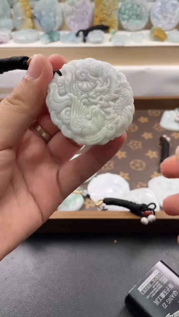 颈饰未镶嵌翡翠25/10/30/.101