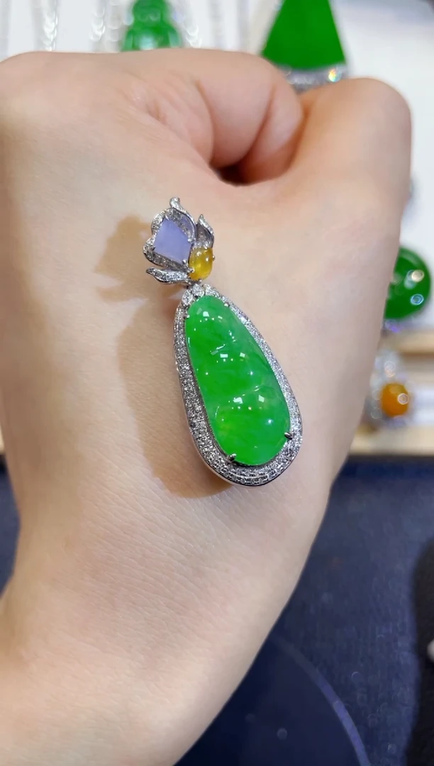 吊坠(不含链)18K金镶嵌翡翠团购20