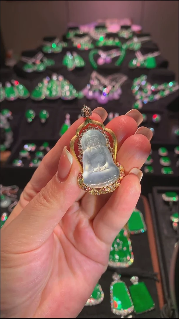 吊坠(不含链)18K金镶嵌翡翠吊坠