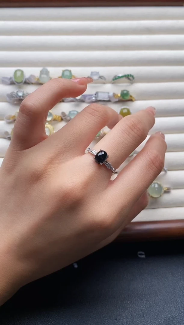 银S925镶嵌戒指翡翠8888888+3