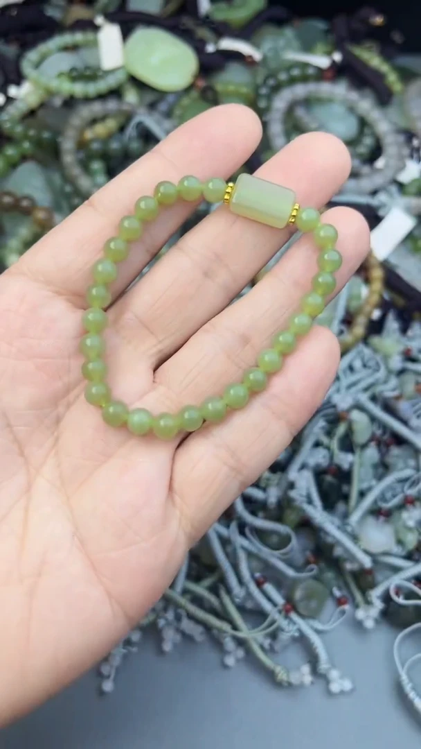 颈饰未镶嵌和田玉多样性发货    拍一发一