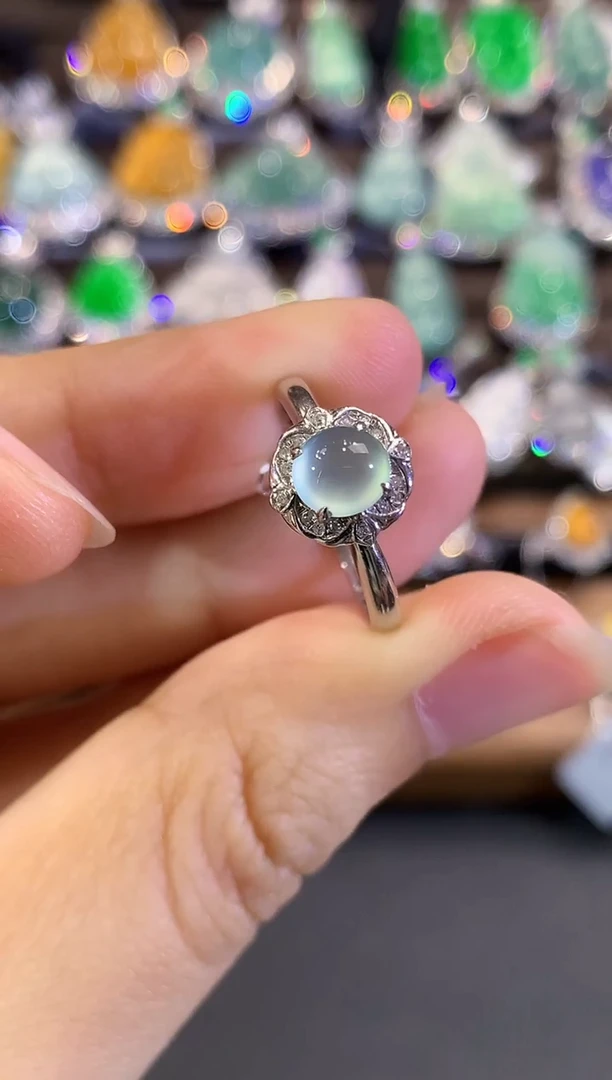 18K金镶嵌戒指翡翠C2