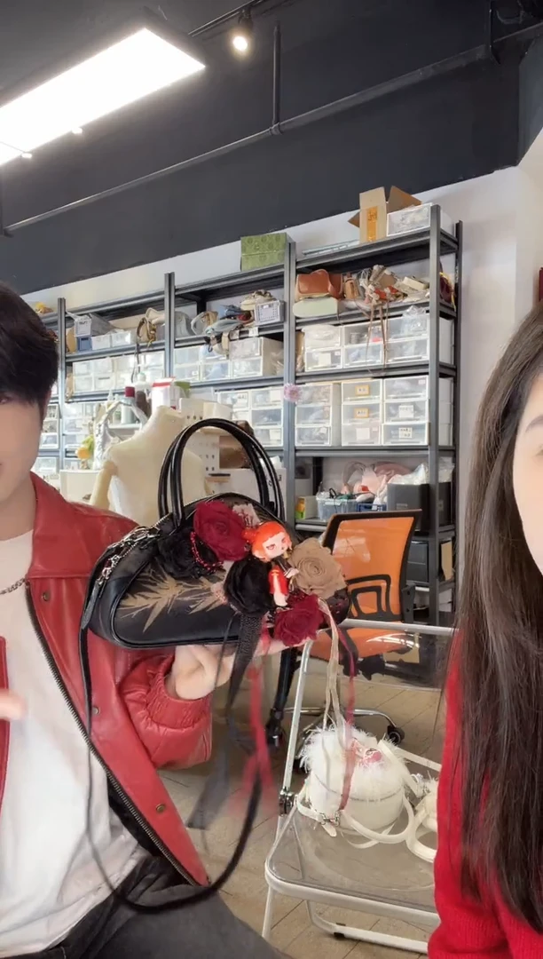 PU必灵饰物局可可里之幕