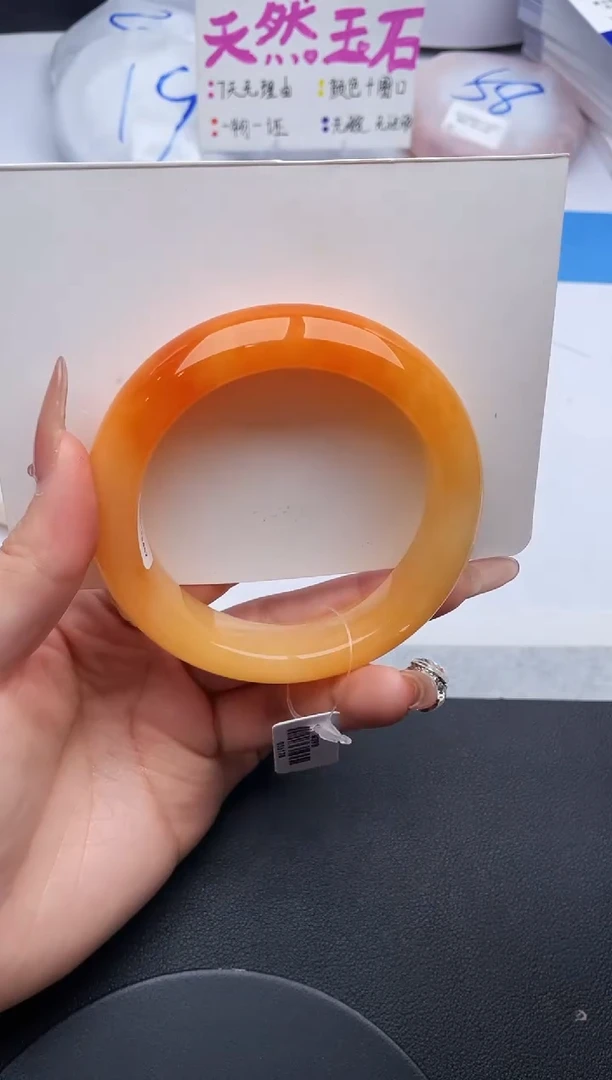 未镶嵌手镯石英质玉w67-HHB60+