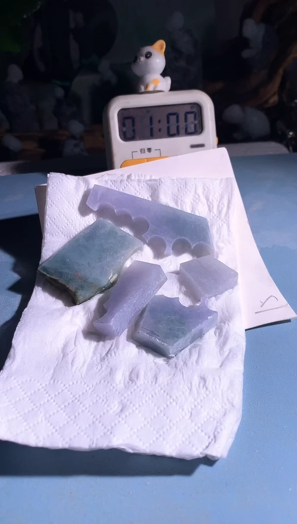 吊坠(不含链)未镶嵌翡翠月*蓝L362