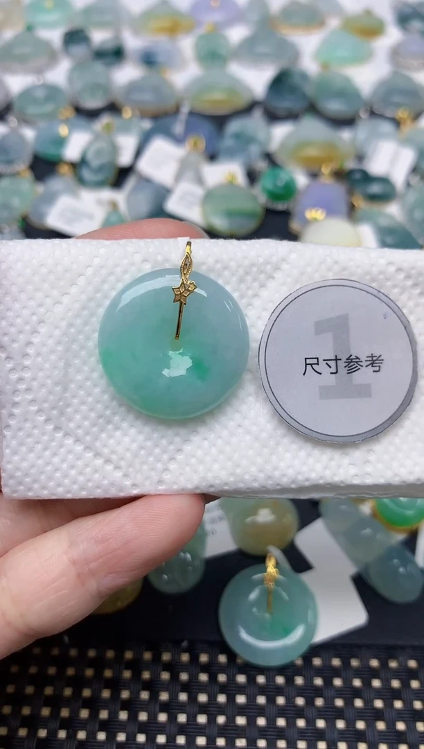 颈饰18K金镶嵌翡翠天然缅甸A货翡翠