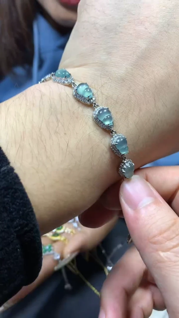 【闪购商品】翡翠手链未镶嵌0179398874/多样性发一