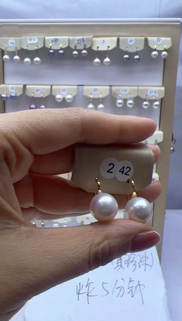 【闪购商品】淡水珍珠耳饰银S925镶嵌242