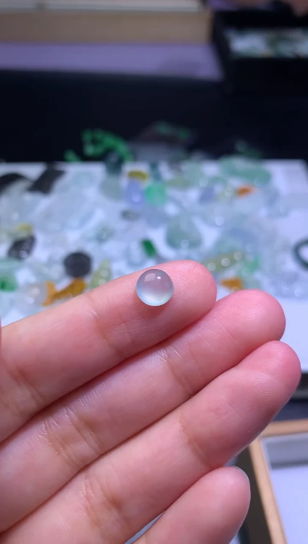 【闪购商品】定制翡翠未镶嵌毛货