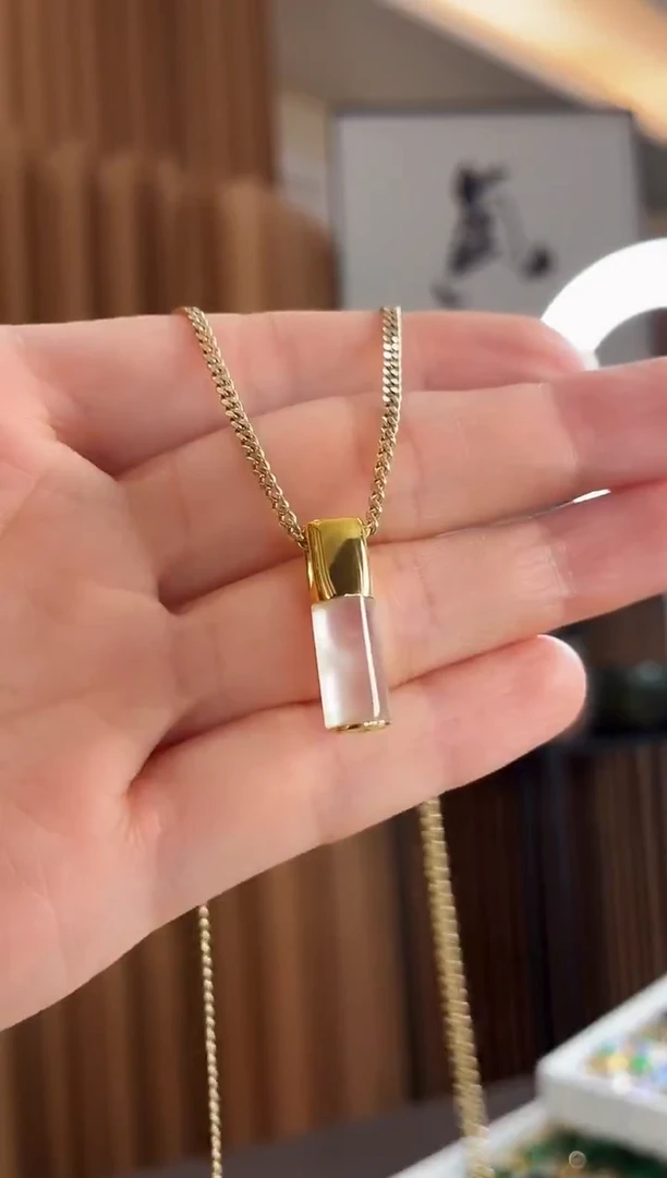 吊坠(不含链)18K金镶嵌翡翠吊坠