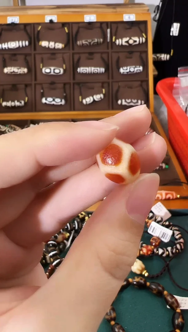 玛瑙/玉髓（覆膜）颈饰未镶嵌16（微瑕随机发货）