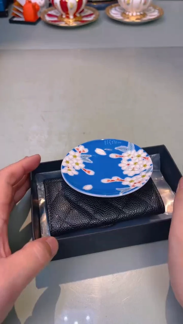 【闪购商品】瓷片卡包                
