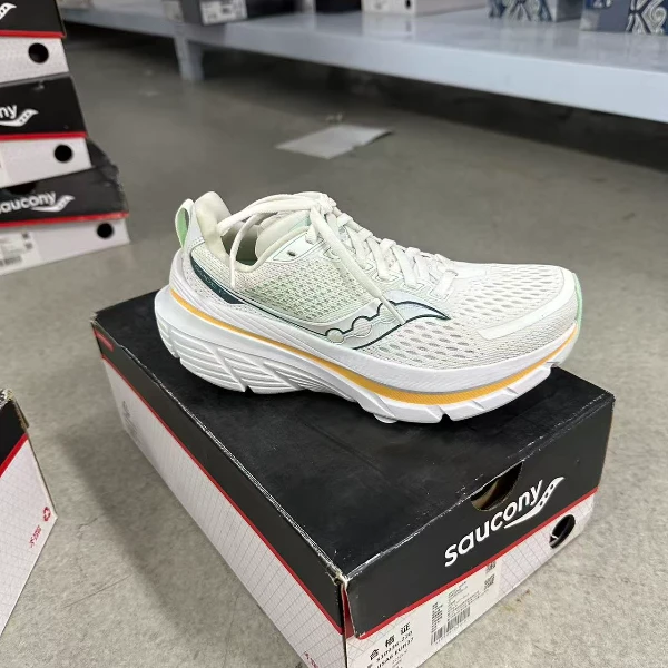 【直播断码不退不换】SAUCONY索康尼跑步鞋